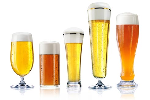 Verschiedene Biergläser für das jeweilige Glas